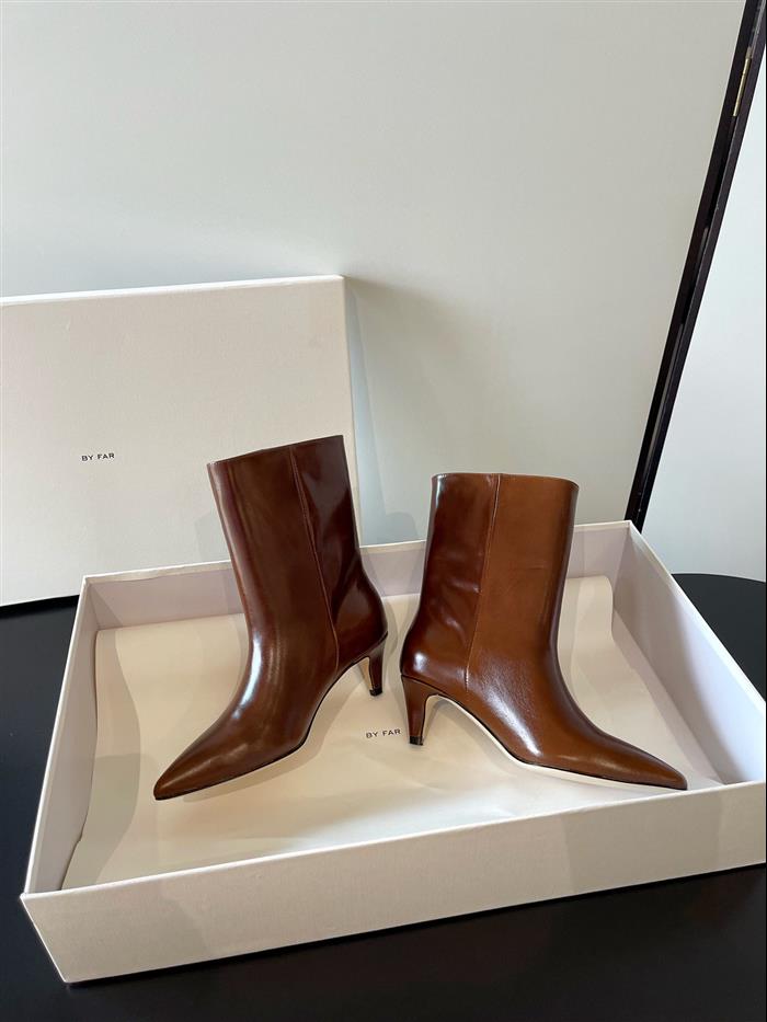 2025112817273549 390